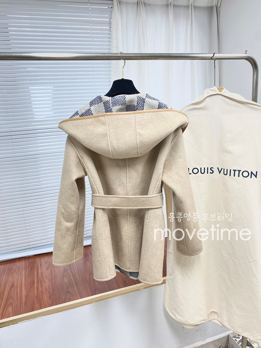 [홍콩명품,LOUIS VUITTON] 루이비통 다미에 22SS 여자 아이보리 숏코트 BM517, TOM, 명품레플리카,의류,무브타임사이트,인터넷명품쇼핑몰,여자명품