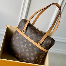 [홍콩명품.LOUIS VUITTON] 루이비통 23SS 모노그램 지엠 Cushion 백 M51141, BGM995, JD, 홍콩명품가방,손목가방,크로스백,핸드백,구매대행,무브타임