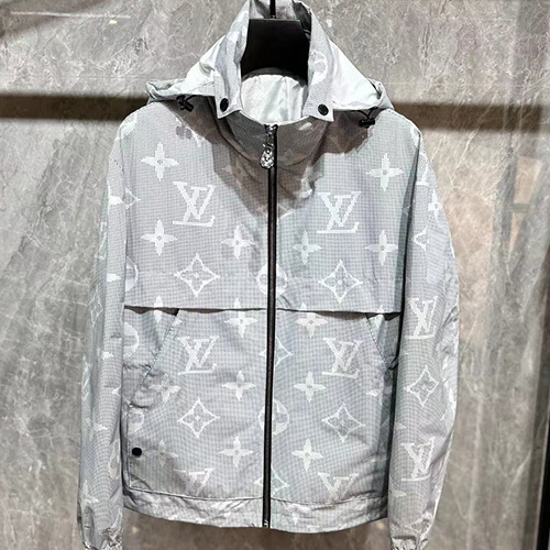 [홍콩명품.LOUIS VUITTON] 루이비통 23SS 모노그램 후드 바람막이 자켓 (2컬러), BM4195, AGG, 명품쇼핑몰,의류,무브타임사이트,인터넷쇼핑몰,해외직구로고