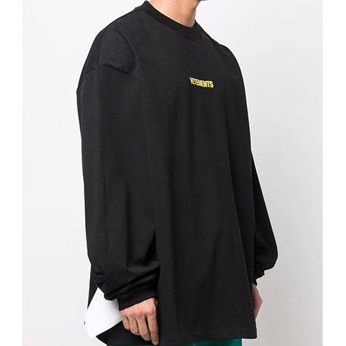 [홍콩명품.VETEMENTS] 베트멍 23SS 로고 프린트 오버사이즈 긴팔 티셔츠 (3컬러), BM4472, VT, 온라인명품쇼핑몰,의류,무브타임사이트,인터넷쇼핑몰,해외직구