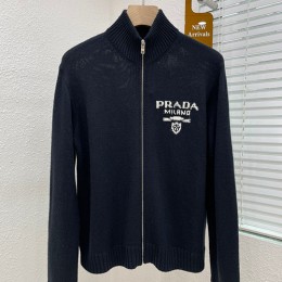 [홍콩명품,PRADA] 프라다 23SS 로고 지퍼 터틀넥 니트 가디건, BM5077, JU, 온라인명품쇼핑몰,의류,무브타임사이트,인터넷쇼핑몰,해외직구