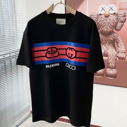 [홍콩명품.Gucci] 구찌 23SS 발렌시아가 콜라보 로고 스트라이프 반팔 티셔츠 (2컬러), BM5144, AGG, 온라인명품쇼핑몰,의류,무브타임사이트,인터넷쇼핑몰,해외직구