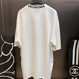 [명품빅사이즈.BALENCIAGA] 발렌시아가 23SS 로고넥 빈티지 반팔 티셔츠 (2컬러), BM5923, JU, 홍콩명품쇼핑몰,인터넷명품,온라인명품사이트,여자명품,해외직구