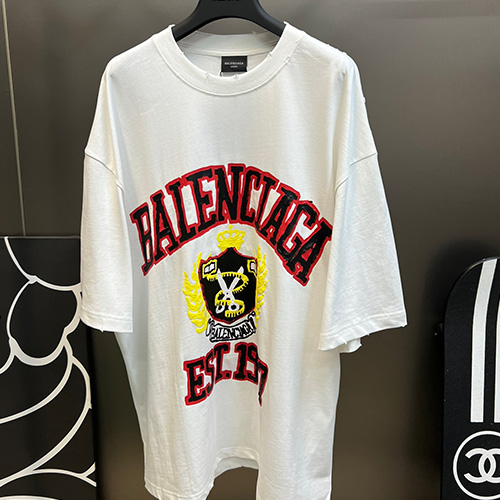 [명품빅사이즈.BALENCIAGA] 발렌시아가 23SS 그래픽 프린트 빈티지 반팔 티셔츠 (2컬러), BM5926, JU, 홍콩명품쇼핑몰,인터넷명품,온라인명품사이트,여자명품,해외직구