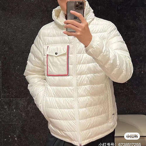 [홍콩명품.MONCLER] 몽클레어 23SS 로고 포켓 포인트 경량 후드 패딩 (2컬러), BM9389, KB, 온라인명품쇼핑몰,남자명품의류,인터넷쇼핑몰,해외직구