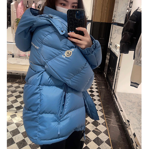 [홍콩명품.MONCLER] 몽클레어 23SS 로고 여성 후드 다운 패딩 자켓 (2컬러), BM10449, KSM, 홍콩명품가방,명품쇼핑몰,크로스백,핸드백,구매대행,무브타임