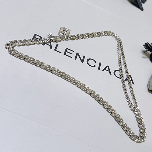 [홍콩명품.BALENCIAGA] 발렌시아가 24SS B로고 은장 목걸이, ET2024, AGG, 홍콩명품가방,명품쇼핑몰,크로스백,핸드백,구매대행,무브타임