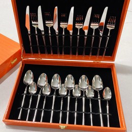 [홍콩명품.Hermes] 에르메스 24SS 로고 선물용 은장 수저 포크 나이프 세트 (6인용-24pcs), ET2075, ZAKKA, 홍콩명품가방,명품쇼핑몰,크로스백,핸드백,구매대행,무브타임