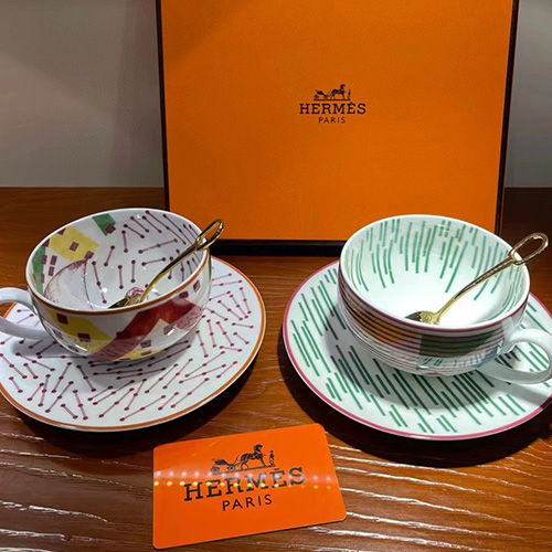 [홍콩명품.Hermes] 에르메스 24SS 선물용 로고 도자기 티컵 커피컵 세트 (6pcs), ET2613, ZAKKA, 명품악세사리,팔찌,귀걸이,반지