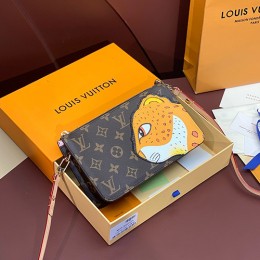 [홍콩명품.LOUIS VUITTON] 루이비통 24SS 로고 모노그램 LEXINGTON 클러치 크로스백 M83685 (브라운), BGM4011, BDA, 홍콩명품가방,명품쇼핑몰,크로스백,핸드백,구매대행