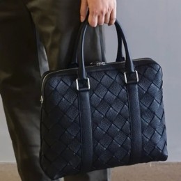 [홍콩명품.BOTTEGA VENETA] 보테가베네타 24SS 로고 인트레치아토 레더 가죽 메신저백 크로스백 (블랙), BGM4166, BT, 홍콩명품가방,명품쇼핑몰,크로스백,핸드백,구매대행