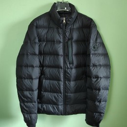 [홍콩명품.MONCLER] 몽클레어 24SS 로고 다운 패딩 자켓 (블랙), BM18004, JL, 홍콩명품의류,구매대행,온라인명품