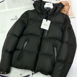 [홍콩명품.MONCLER] 몽클레어 25SS 로고 후드 구스다운 패딩 자켓 (2컬러), BM18139, JL, 홍콩명품의류,구매대행,온라인명품