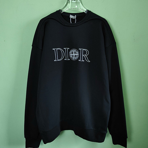 [홍콩명품,Christian Dior] 디올 25SS 로고 자수 스톤아일랜드 콜라보 맨투맨 티셔츠 (블랙), BM19524, JL, 홍콩명품의류,구매대행,온라인명품
