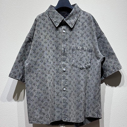 [홍콩명품.LOUIS VUITTON] 루이비통 25SS 로고 모노그램 데님 반팔 남방 셔츠 + 데님 쇼츠 반바지 상하의 세트 (그레이), BM19634, KB, 홍콩명품의류,구매대행,온라인명품