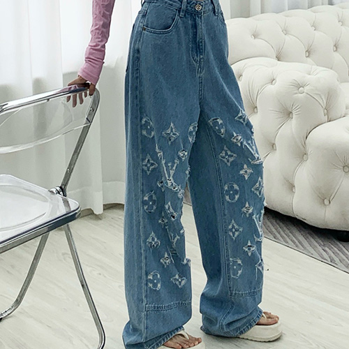 [홍콩명품.LOUIS VUITTON] 루이비통 25SS 로고 여성 모노그램 오버핏 데님 팬츠 진 청바지, BM19746, TBG, 홍콩명품의류,구매대행,온라인명품