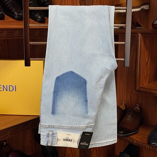 [홍콩명품,FENDI] 펜디 25SS 로고 데님 팬츠 진 청바지 (연청), BM19947, S1F, 홍콩명품의류,구매대행,온라인명품