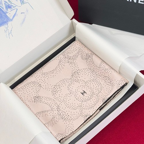 [홍콩명품.CHANEL] 샤넬 25SS 로고 패턴 90-90 실크 스카프 머플러 (핑크), ET2929, JX, 홍콩명품의류,구매대행,온라인명품