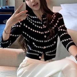 [홍콩명품.CHANEL] 샤넬 25SS 로고 패턴 여성 라운드넥 캐시미어 니트 가디건 자켓 (2컬러), BM20584, PG, 홍콩명품의류,구매대행,온라인명품
