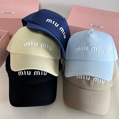 [홍콩명품,MIU MIU] 미우미우 25SS 로고 자수 볼캡 모자 (5컬러), CA0318, 홍콩명품쇼핑몰,인터넷명품,온라인명품사이트,남자명품,해외직구