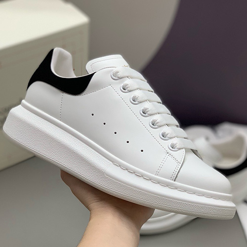[홍콩명품.McQueen] 알렉산더맥퀸 25SS 로고 남여 오버솔 스니커즈 운동화 (화이트-블랙), SE4794, PMD, 명품스니커즈,운동화,구두,로퍼,하이탑,신발