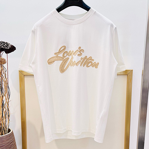 [홍콩명품.LOUIS VUITTON] 루이비통 25SS 로고 그래픽 자수 반팔 티셔츠 (2컬러), BM20841, YS, 홍콩명품의류,구매대행,온라인명품