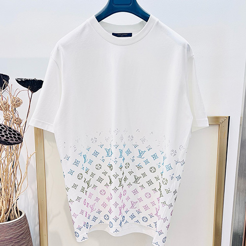 [홍콩명품.LOUIS VUITTON] 루이비통 25SS 로고 모노그램 그라데이션 반팔 티셔츠 (2컬러), BM20844, YS, 홍콩명품의류,구매대행,온라인명품