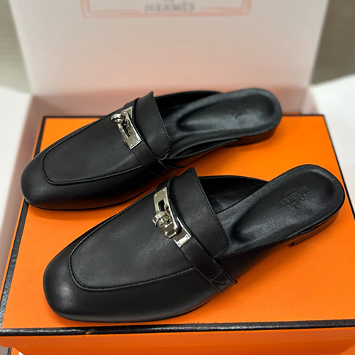 [홍콩명품.Hermes] 에르메스 25SS 로고 여성 레더 가죽 뮬 슬리퍼 (블랙-은장), SE4967, H3, 명품스니커즈,운동화,구두,로퍼,하이탑,신발