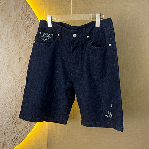 [홍콩명품.LOUIS VUITTON] 루이비통 25SS 로고 그래픽 데님 쇼츠 반바지 (네이비), BM21039, JU, 홍콩명품의류,구매대행,온라인명품