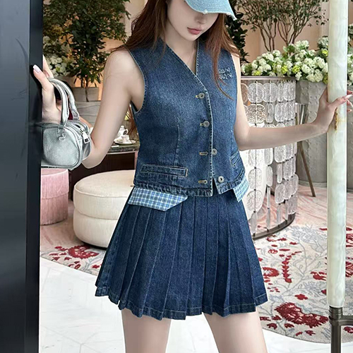 [홍콩명품,MIU MIU] 미우미우 25SS 로고 여성 데님 조끼 베스트 + 미니 스커트 상하의 세트, BM21254, MR, 홍콩명품의류,구매대행,온라인명품