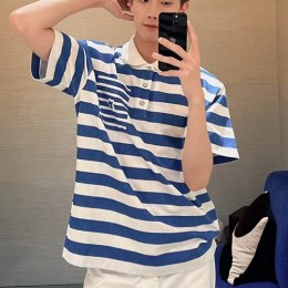 [홍콩명품.LOUIS VUITTON] 루이비통 25SS 로고 스트라이프 카라 폴로 반팔 티셔츠 (화이트-블루), BM21420, JU, 명품레플리카,미러급,온라인쇼핑몰사이트