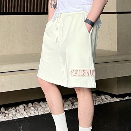 [홍콩명품.LOUIS VUITTON] 루이비통 25SS 로고 자수 쇼츠 반바지 (아이보리), BM21476, JU, 명품레플리카,미러급,온라인쇼핑몰사이트