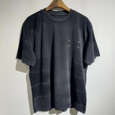 [홍콩명품.Maison Margiela] 메종마르지엘라 25SS 로고 워싱 반팔 티셔츠 (블랙), BM21620, X2, 홍콩명품가방,명품쇼핑몰,크로스백,핸드백,구매대행