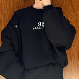 [가격문의][홍콩명품.BALENCIAGA] 발렌시아가 25SS 로고 BB 캐시미어 니트 스웨터 (블랙), BM21680, KK, 홍콩명품가방,명품쇼핑몰,크로스백,핸드백,구매대행