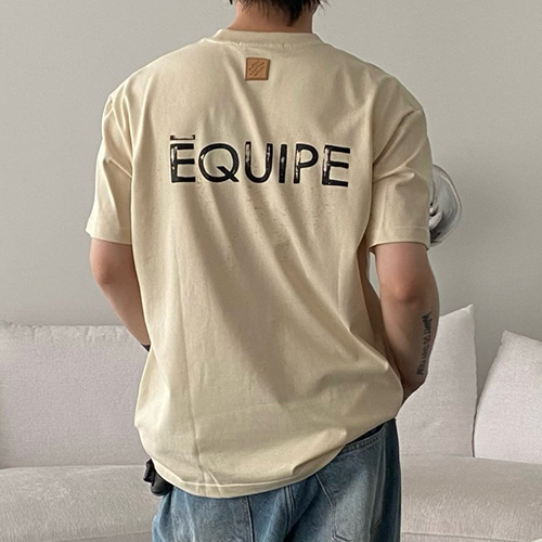 [홍콩명품.LOUIS VUITTON] 루이비통 25SS 로고 프린트 반팔 티셔츠 (베이지), BM21766, JU, 레플리카의류,미러급사이트