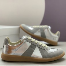 [가격문의][홍콩명품.Maison Margiela] 메종마르지엘라 25SS 로고 남여 레더 가죽 스니커즈 운동화 (그레이), SE5355, PMD, 명품스니커즈,운동화,구두,로퍼,하이탑,신발