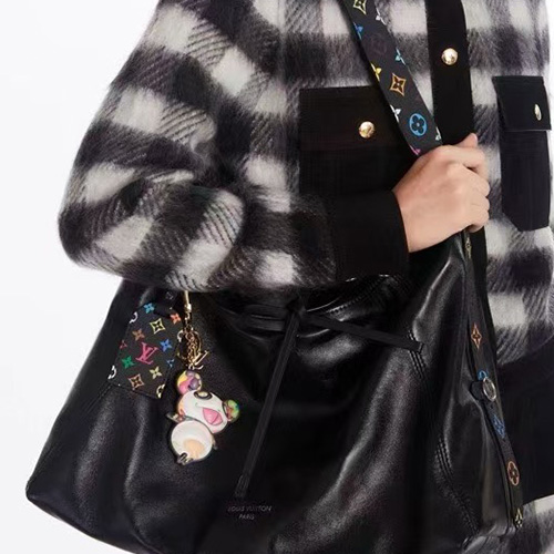 [홍콩명품.LOUIS VUITTON] 루이비통 25SS 로고 x 무라카미 타카시 캐리올 바이브 MM 블랙 M13105, BGM5082, BDA, 홍콩명품가방,명품쇼핑몰,크로스백,핸드백,구매대행