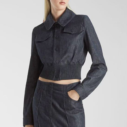 [홍콩명품,FENDI] 펜디 25SS 로고 자수 여성 데님 카라 봄버 자켓, BM21946, MC, 레플리카의류,미러급사이트