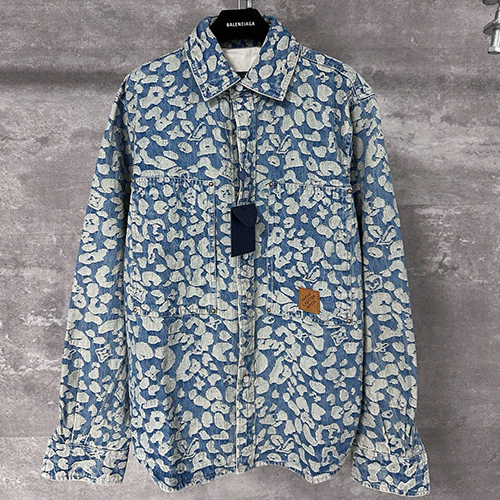 [가격문의][홍콩명품.LOUIS VUITTON] 루이비통 25SS 로고 패턴 데님 자켓 + 데님 팬츠 진 청바지 상하의 세트, BM22024, KK, 레플리카의류,미러급사이트
