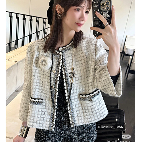 [홍콩명품.CHANEL] 샤넬 25SS 로고 여성 라운드넥 트위드 자켓 (화이트), BM22194, SS, 레플리카의류,미러급사이트