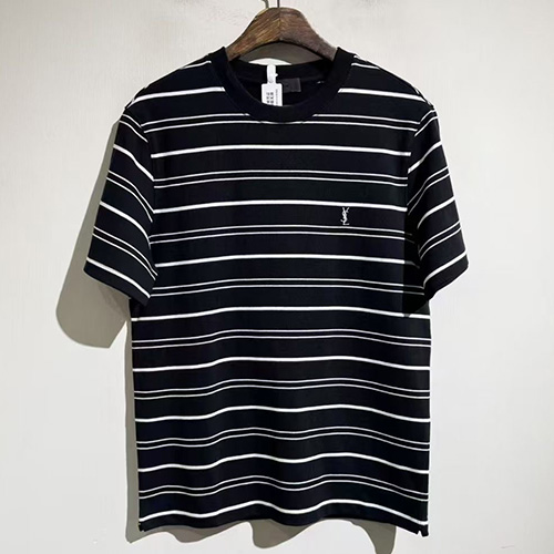 [홍콩명품.YSL] 입생로랑 25SS 로고 스트라이프 반팔 티셔츠 (블랙), BM22278, X2, 레플리카의류,미러급사이트