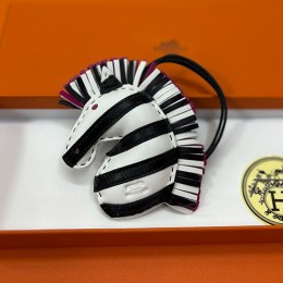 [홍콩명품.Hermes] 에르메스 25SS 로고 레더 가죽 백참, BGM5129, H3, 홍콩명품가방,명품쇼핑몰,크로스백,핸드백,구매대행