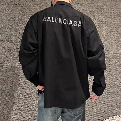 [홍콩명품.BALENCIAGA] 발렌시아가 25SS 로고 스터드 장식 남방 셔츠 (2컬러), BM22417, KB, 레플리카의류,미러급사이트