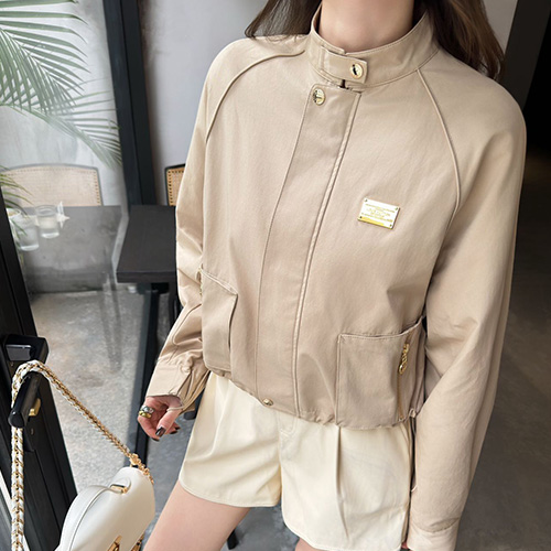 [홍콩명품.LOUIS VUITTON] 루이비통 25SS 로고 여성 쇼트 자켓 (2컬러), BM22509, MC, 레플리카의류,미러급사이트