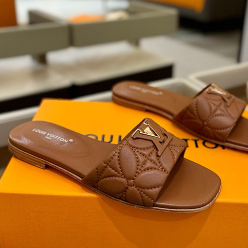 [홍콩명품.LOUIS VUITTON] 루이비통 25SS 로고 여성 레더 가죽 슬리퍼 (브라운), SE5544, GHS, 명품스니커즈,운동화,구두,로퍼,하이탑,신발
