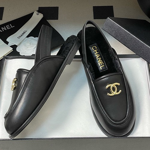 [홍콩명품.CHANEL] 샤넬 25SS 로고 여성 레더 가죽 뮬 샌들 슬리퍼 (블랙-금장), SE5567, GHS, 명품스니커즈,운동화,구두,로퍼,하이탑,신발