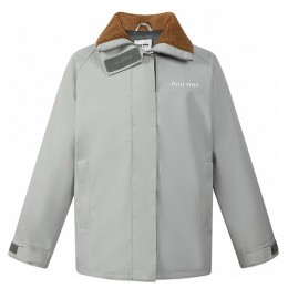 [홍콩명품,MIU MIU] 미우미우 25SS 로고 시어링 Cordura 바람막이 자켓 (그레이), BM22713, JL, 레플리카의류,미러급사이트