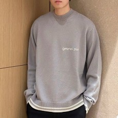 [홍콩명품,Christian Dior] 디올 25SS 로고 자수 니트 스웨터 (그레이), BM22768, S1F, 레플리카의류,미러급사이트