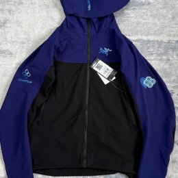 [홍콩명품. ARCTERYX] 아크테릭스 25SS 로고 후드 바람막이 자켓 (블랙-블루), BM22908, G5, 레플리카의류,미러급사이트