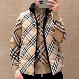 [홍콩명품.Burberry] 버버리 25SS 로고 리버서블 다운 패딩 조끼 베스트 (블랙-체크패턴), BM22962, KB, 레플리카의류,미러급사이트